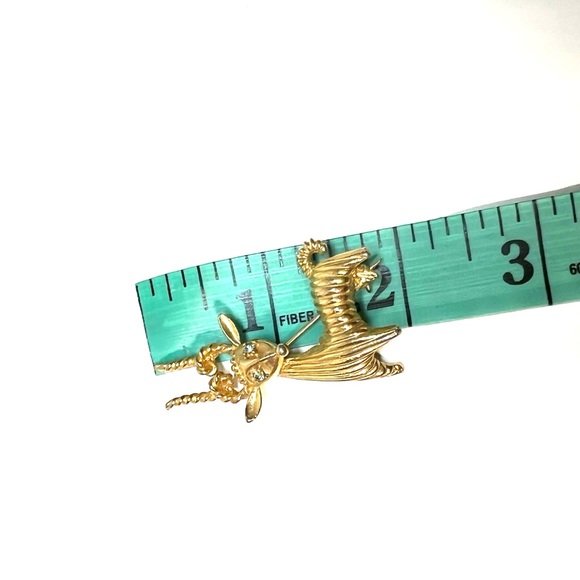Vintage Gold Tone Gazelle Brooch - Picture 9 of 10